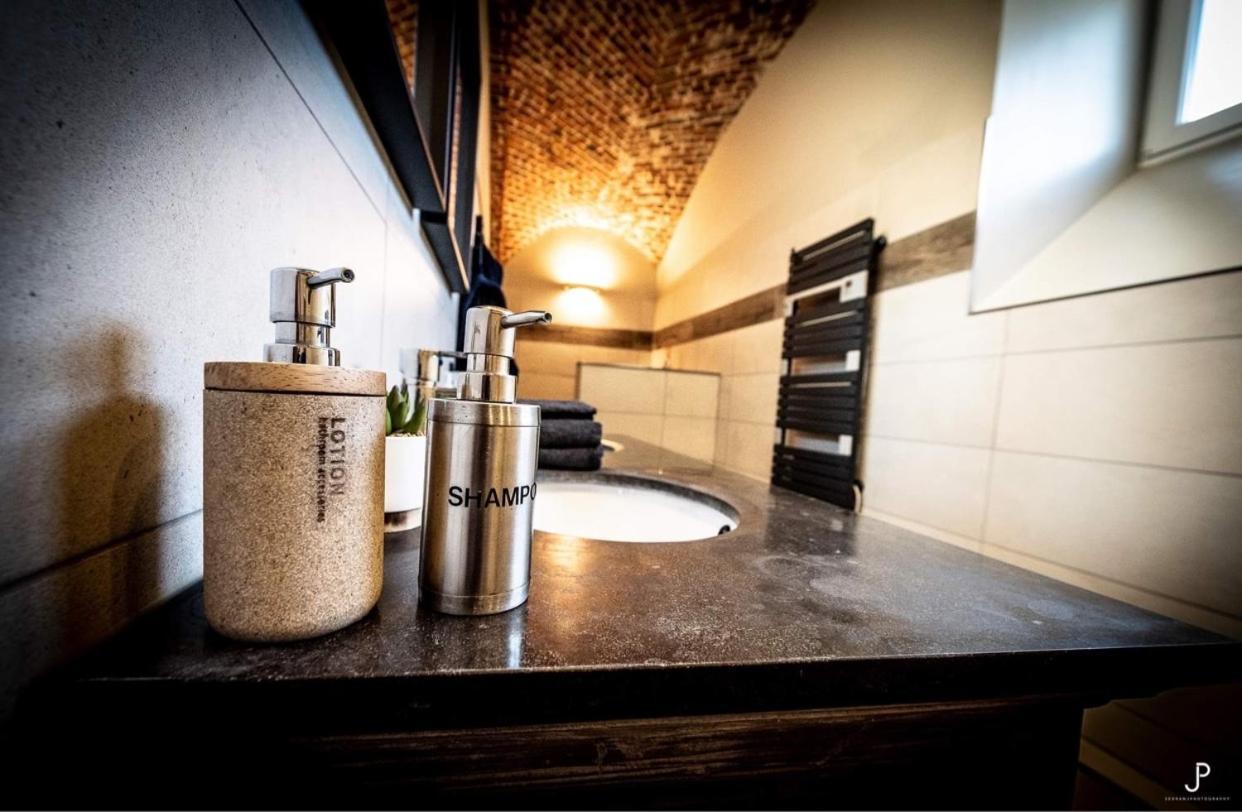 La Belle Etable Bed & Breakfast Dinant Bagian luar foto