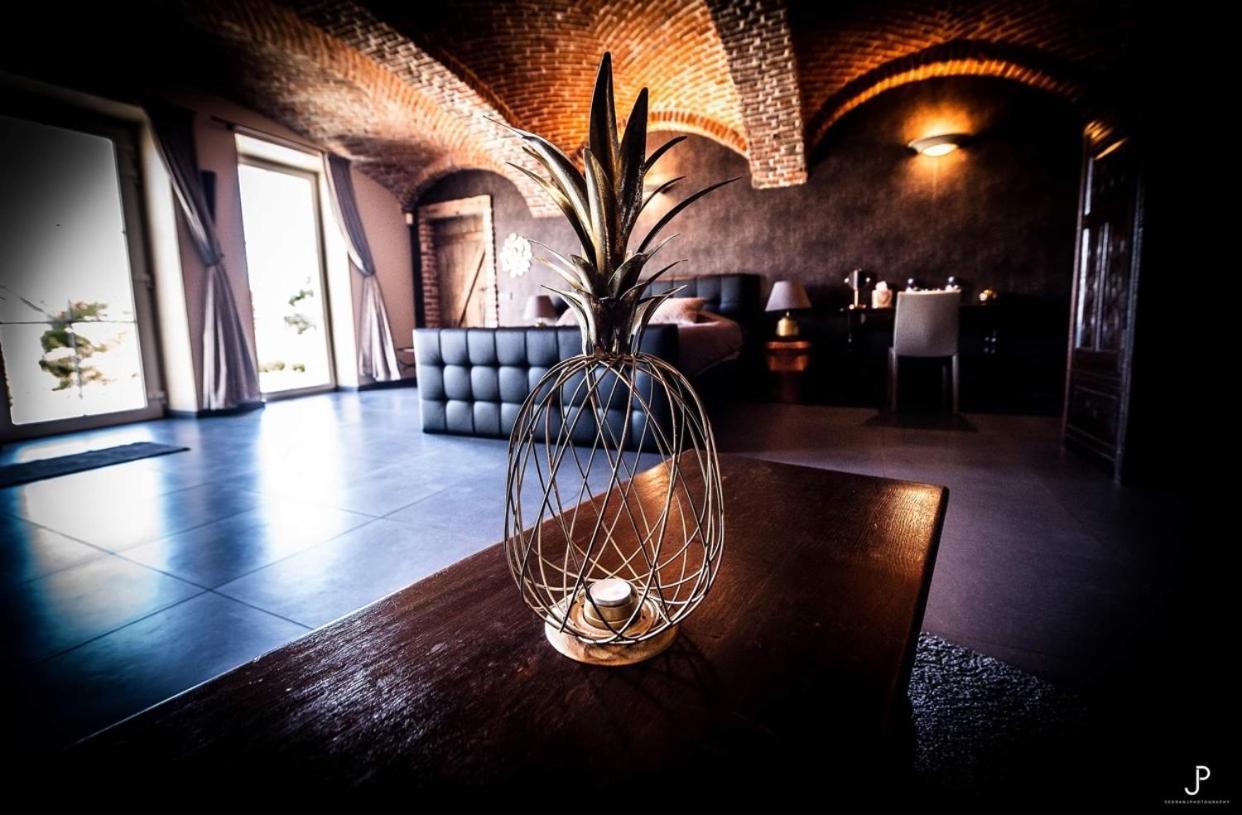 La Belle Etable Bed & Breakfast Dinant Bagian luar foto