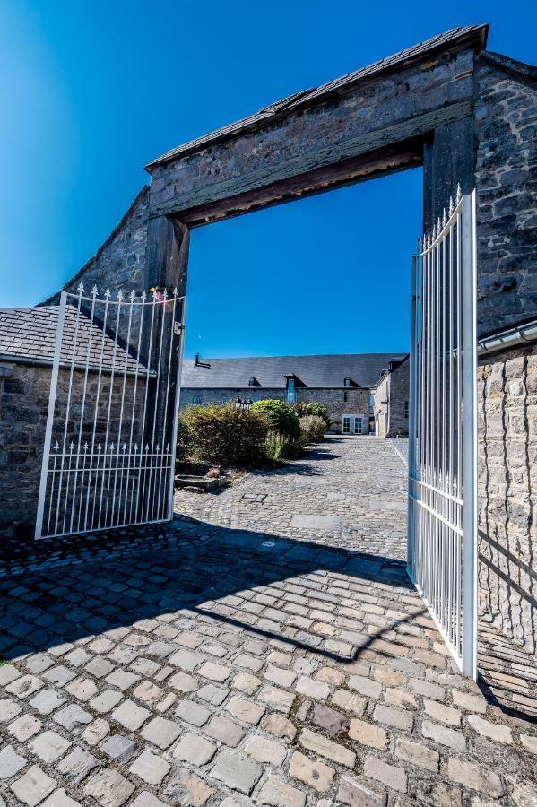 La Belle Etable Bed & Breakfast Dinant Bagian luar foto